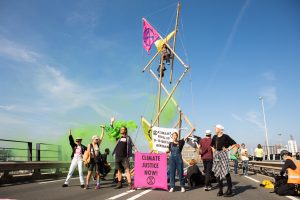 activists shut down shell pernis